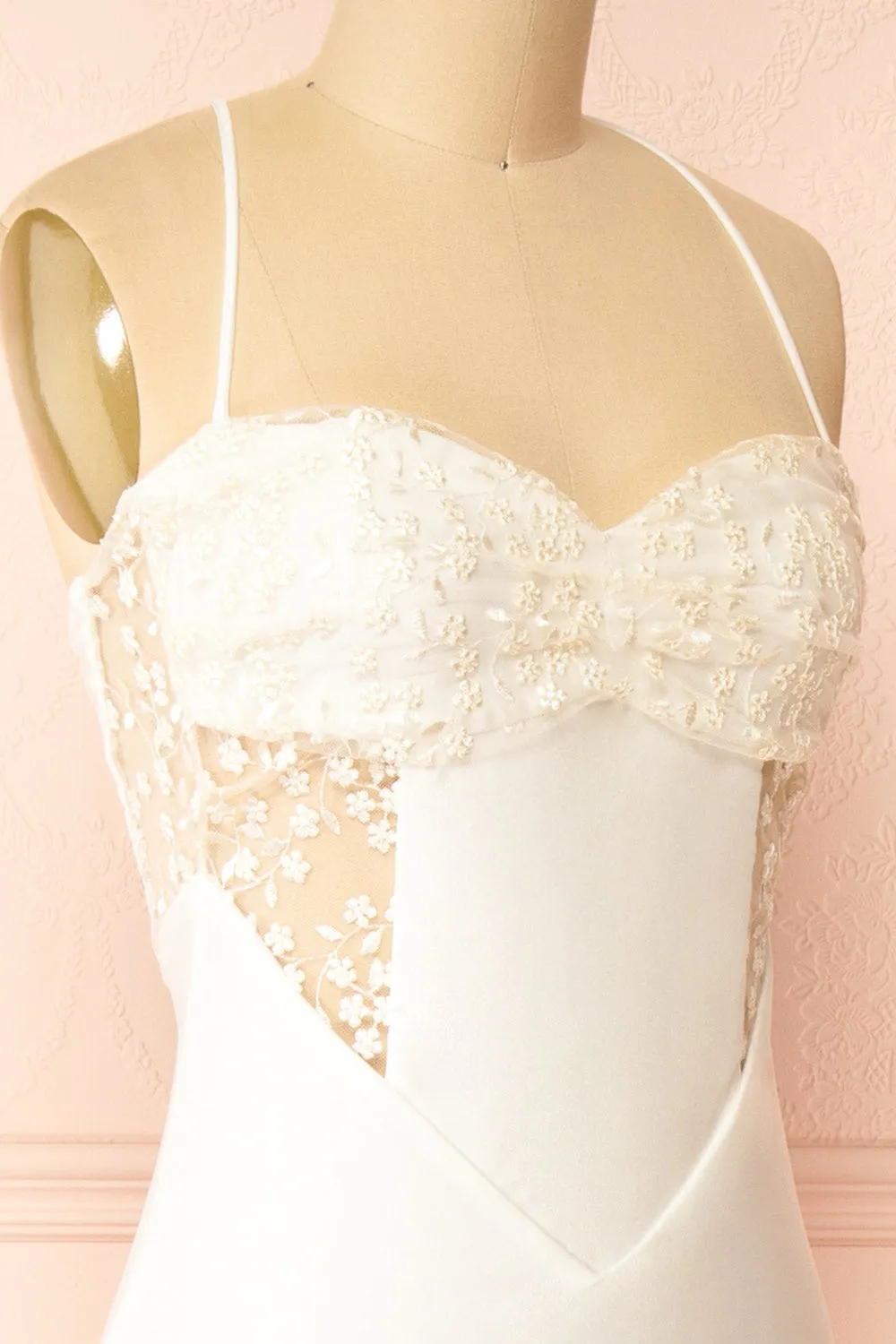 Elaria Ivory | Embroidered Fitted Wedding Dress