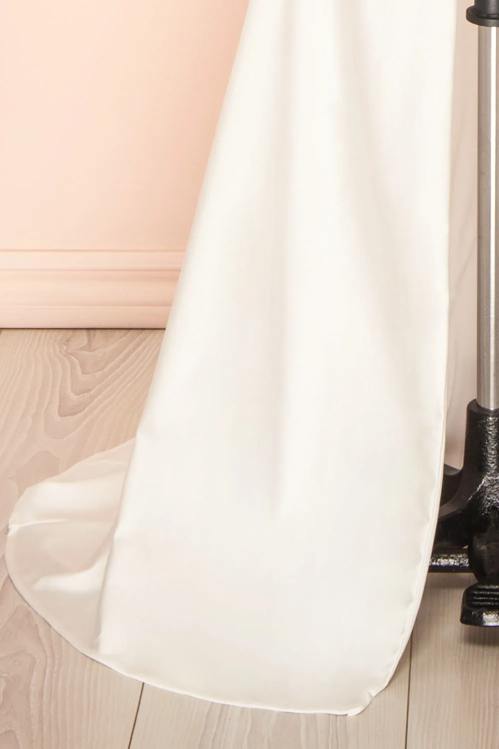 Elaria Ivory | Embroidered Fitted Wedding Dress