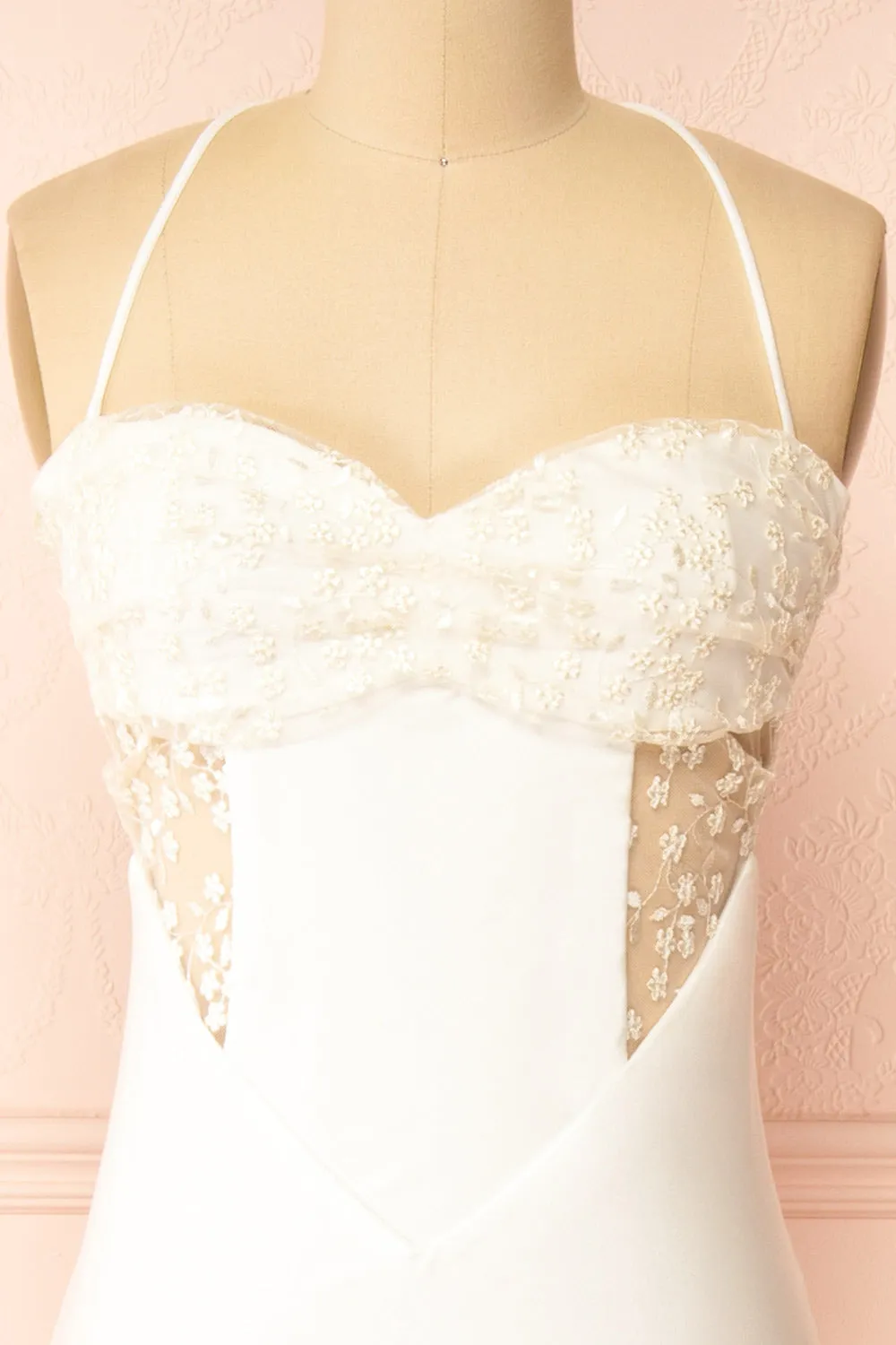 Elaria Ivory | Embroidered Fitted Wedding Dress