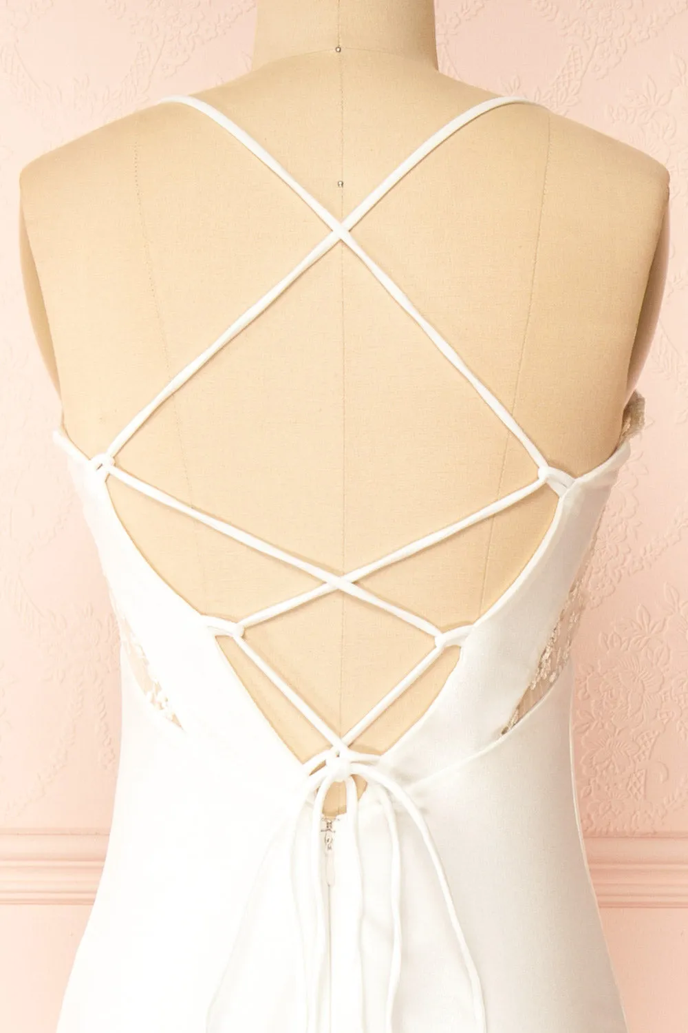 Elaria Ivory | Embroidered Fitted Wedding Dress