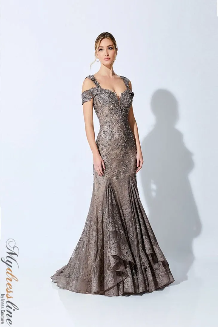 Ivonne D 221D43