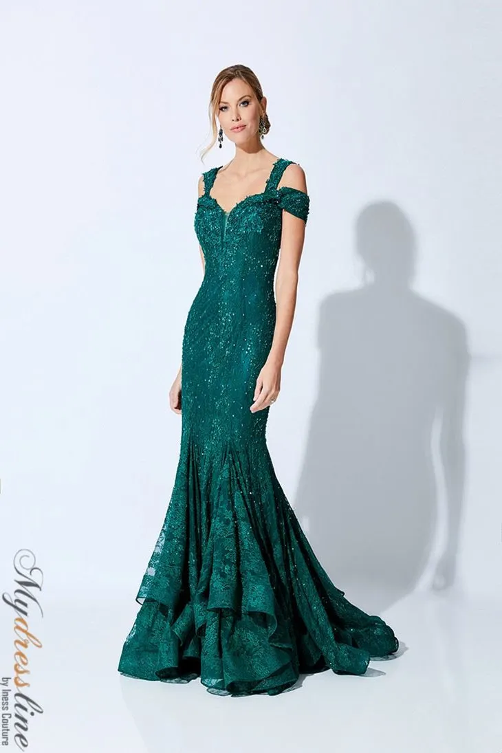 Ivonne D 221D43