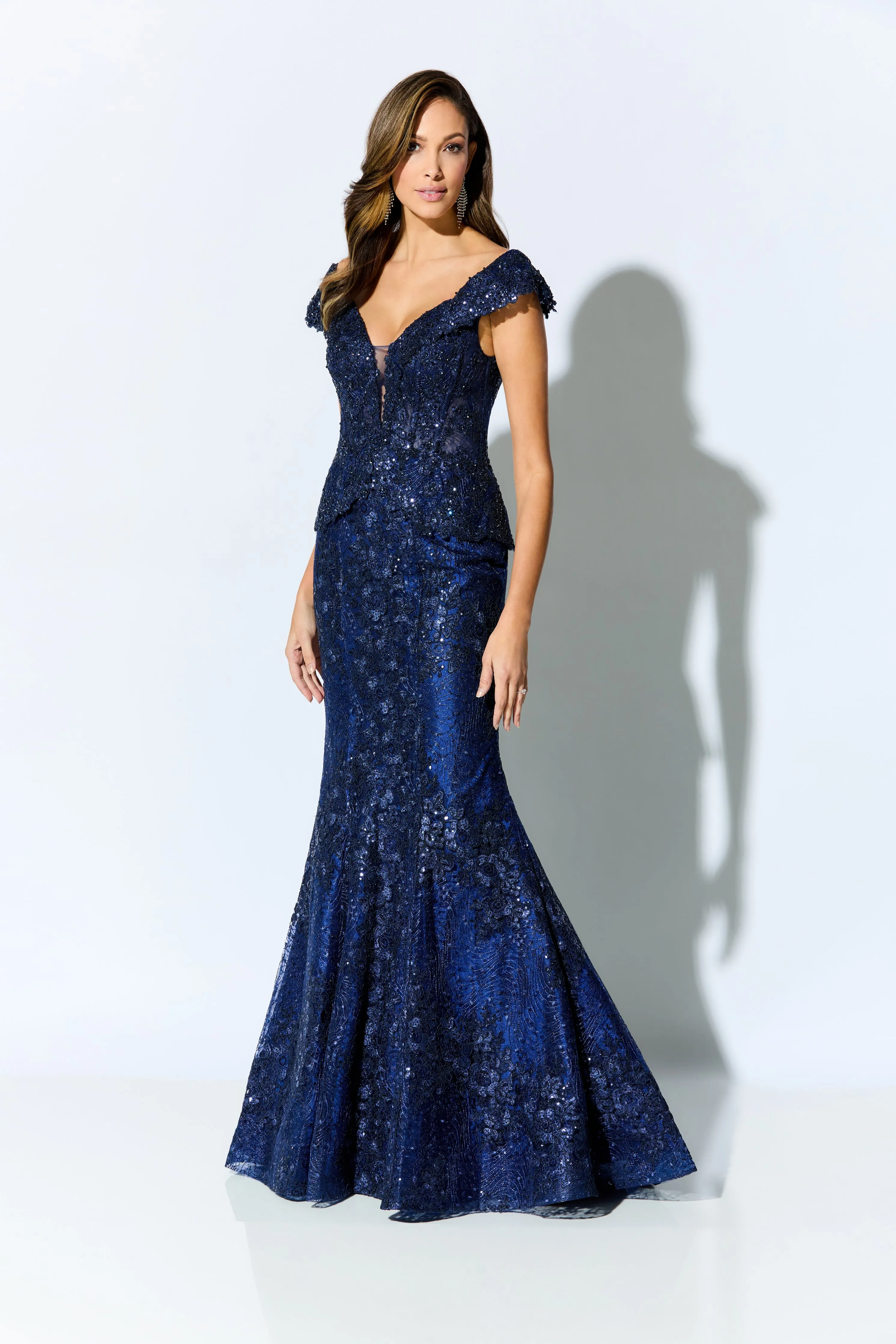 Ivonne D ID900