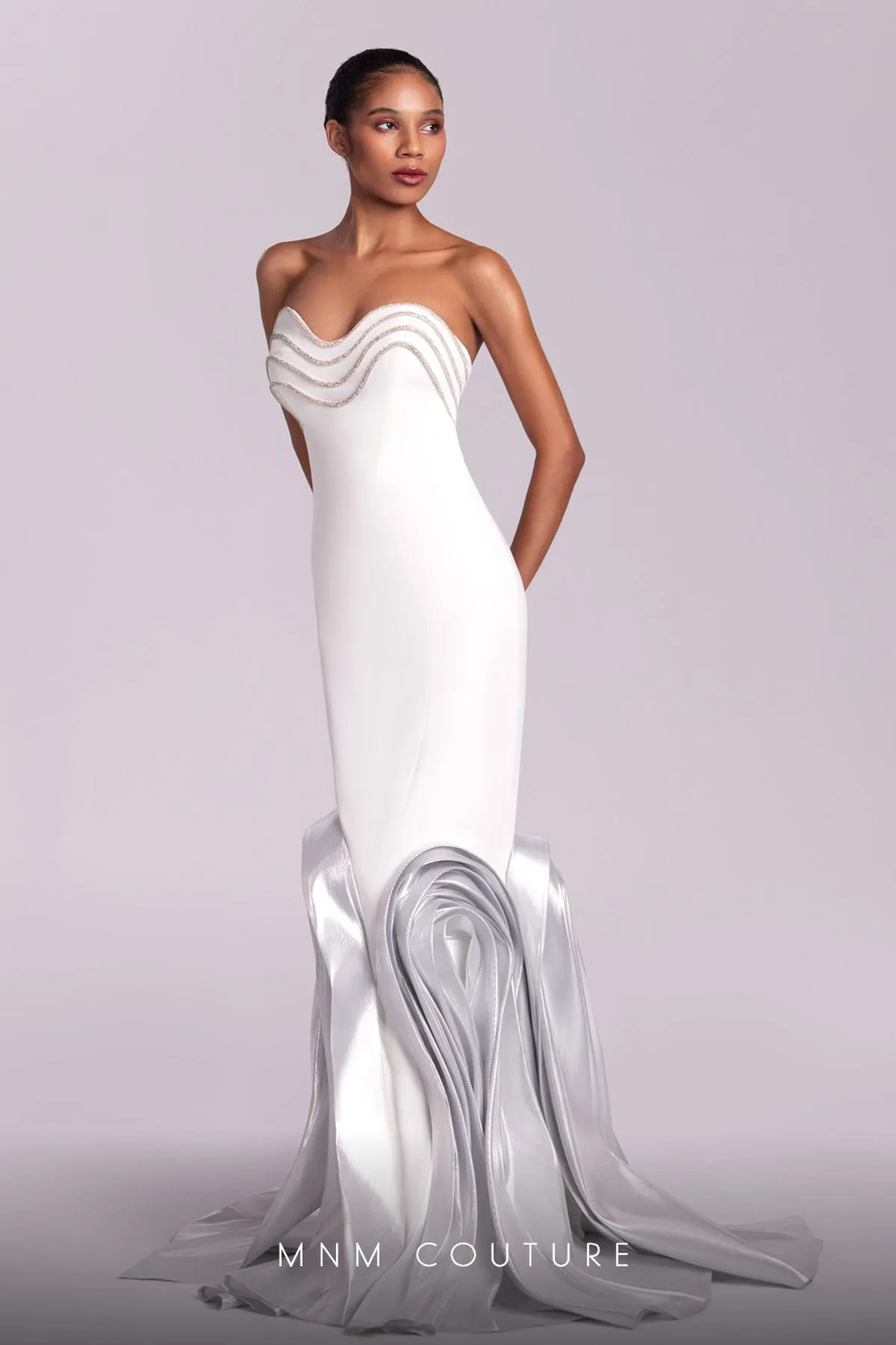 MNM Couture G1819