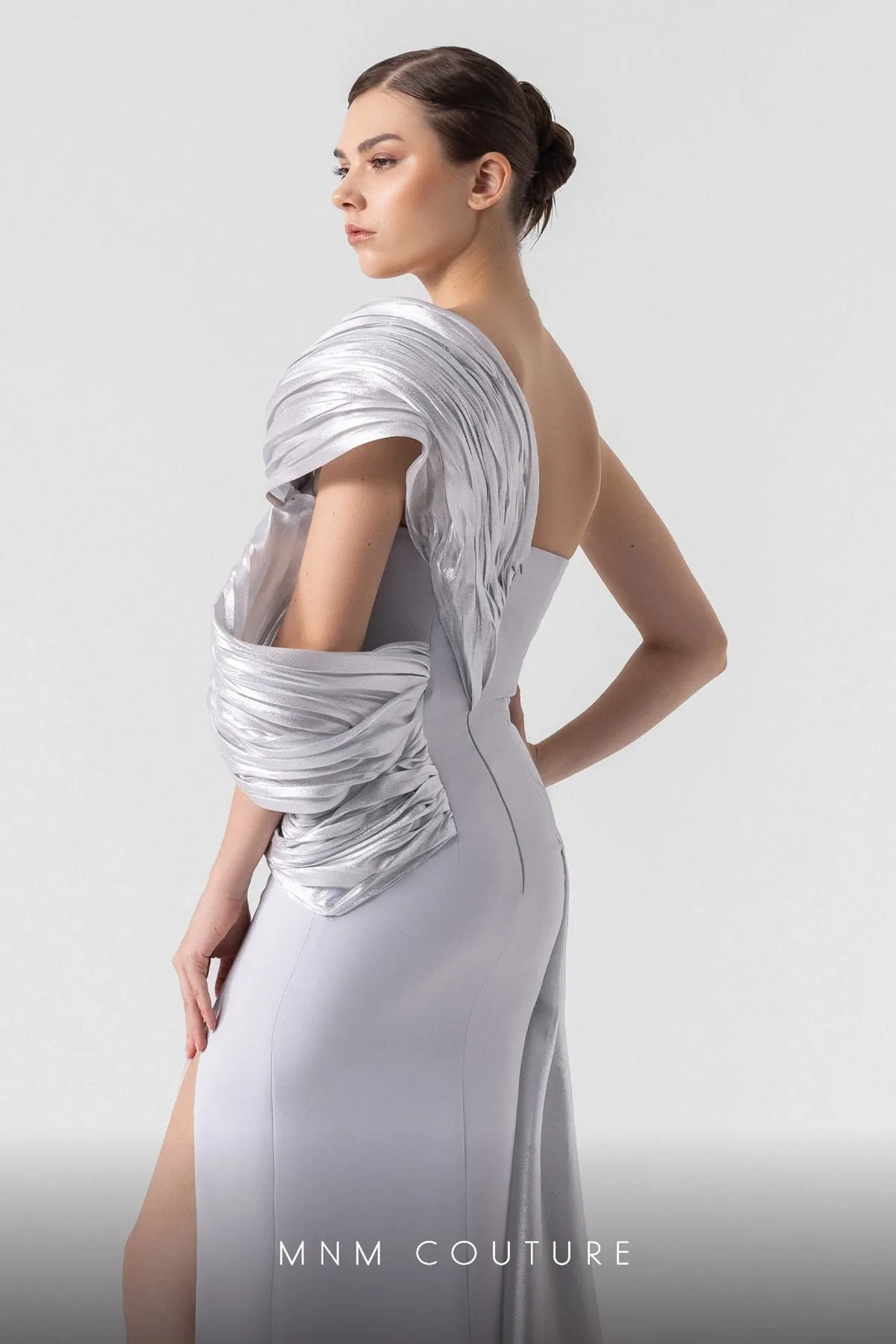 MNM Couture G1907