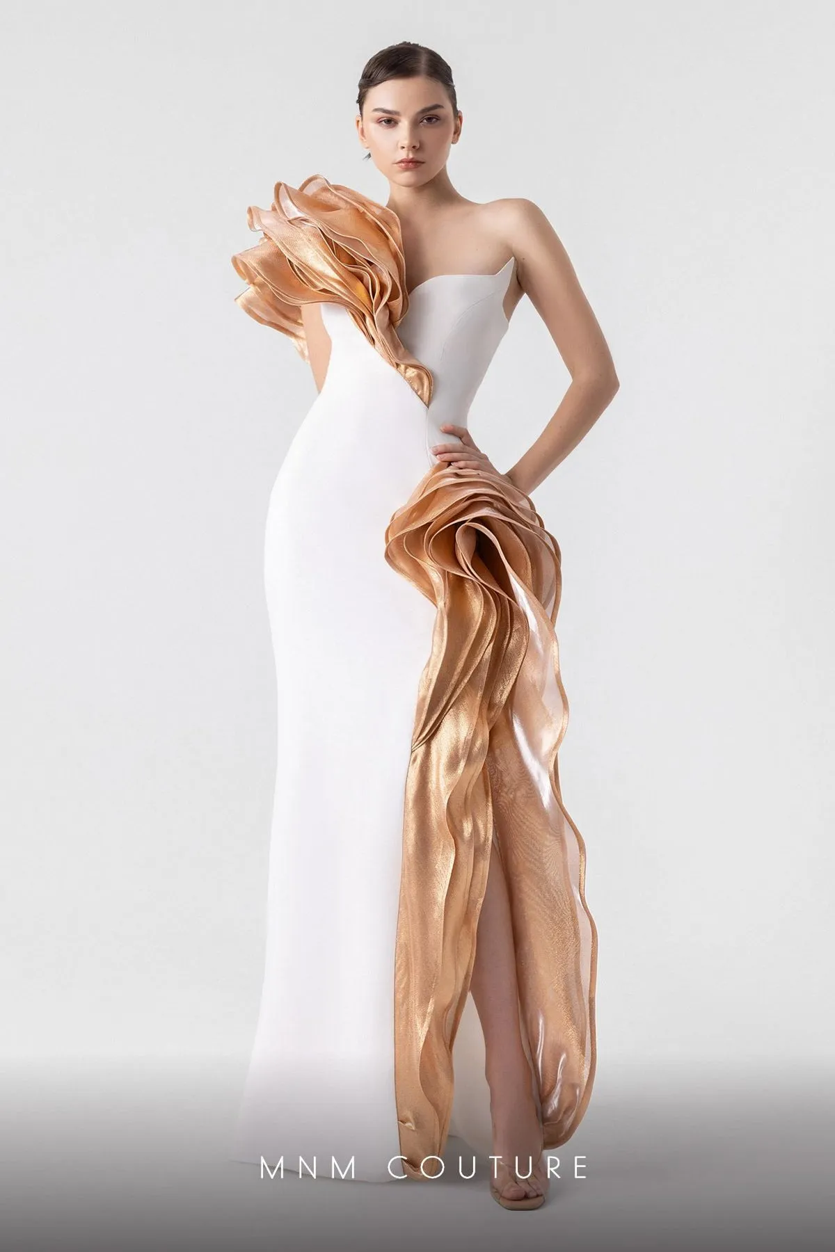 MNM Couture G1925