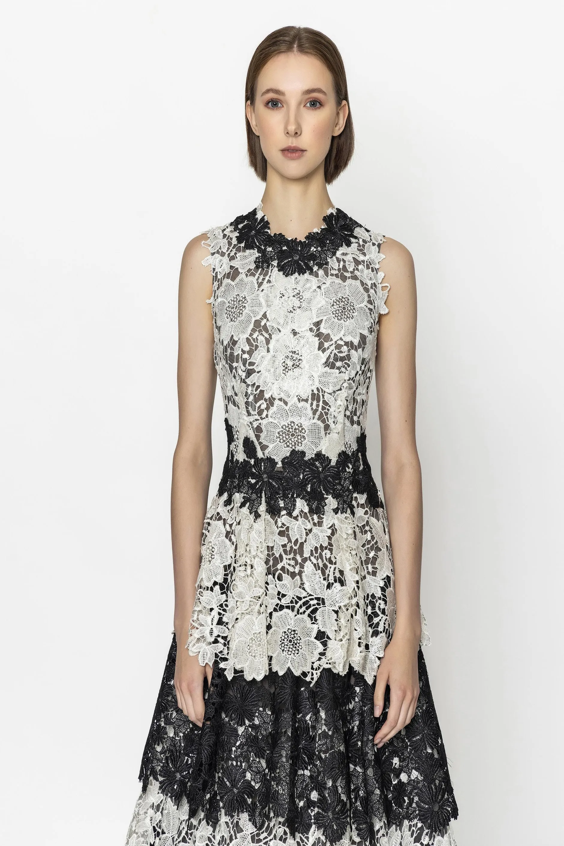 Naja Saade RTW23-06
