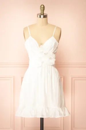 Pattiesun | Short White Dress w/ Flower Appliqus