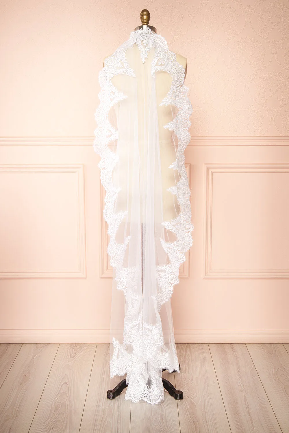 Polaris White | Tulle Wedding Veil with Floral Lace