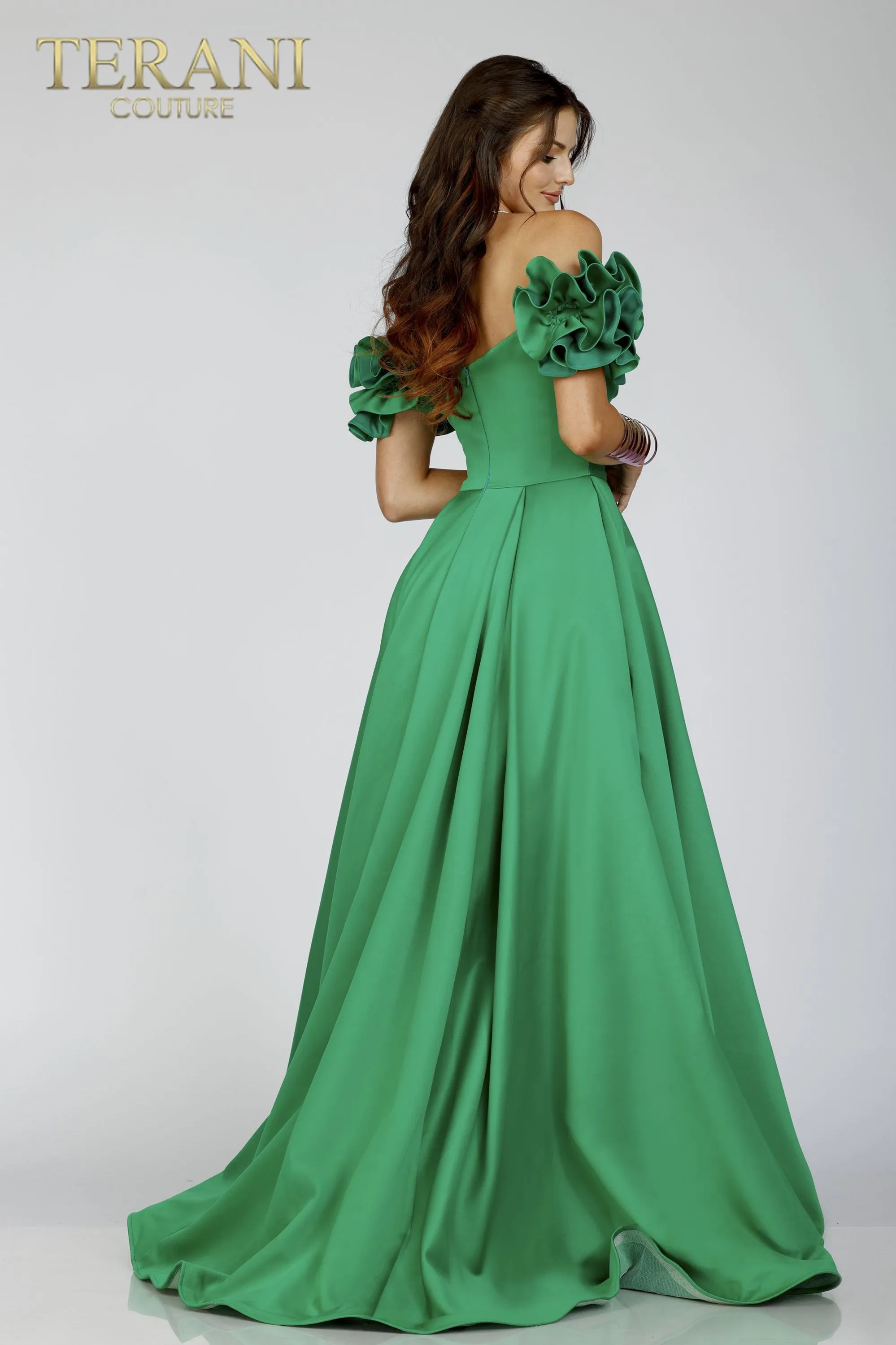 Terani Couture 231E0514