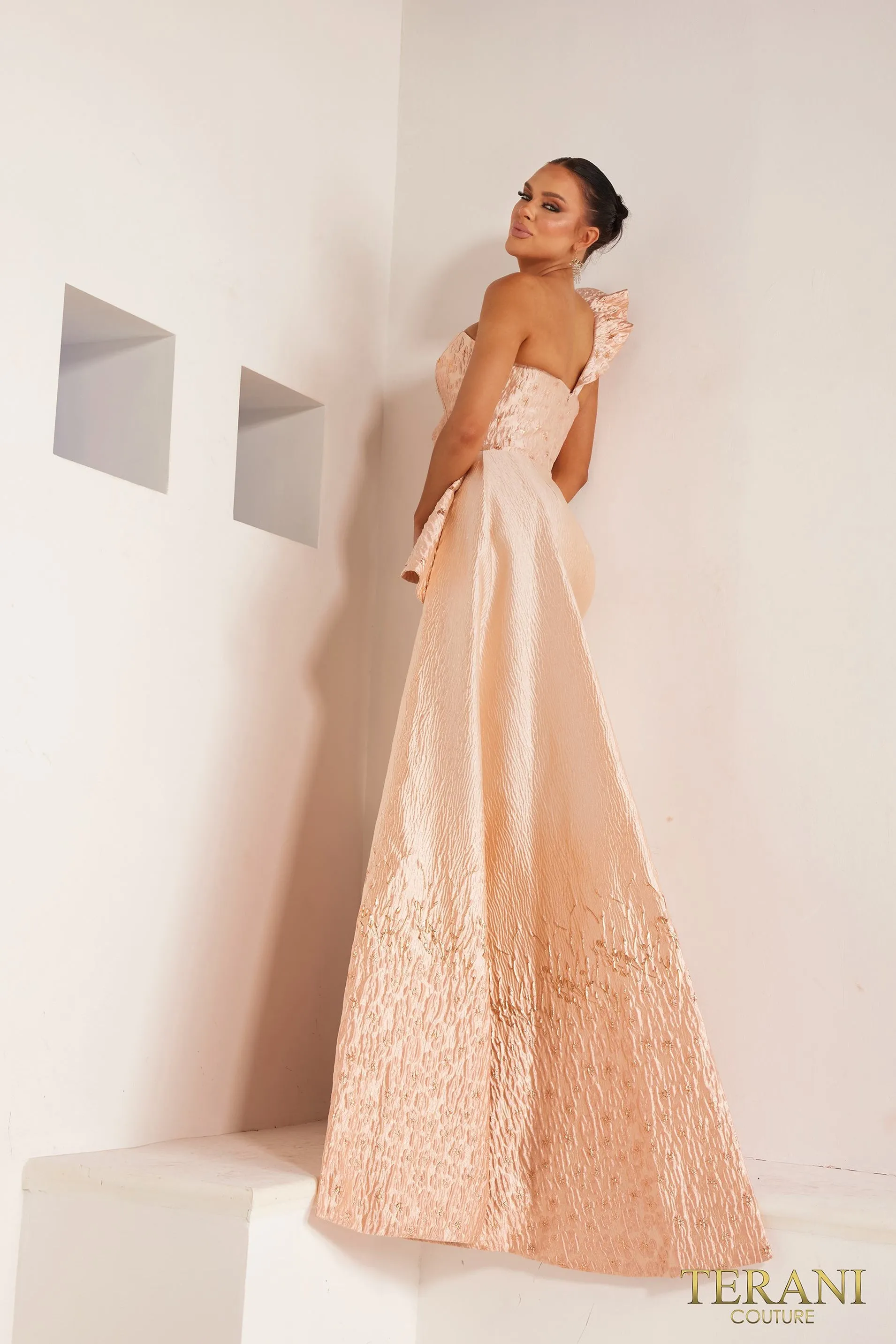Terani Couture 241E2402