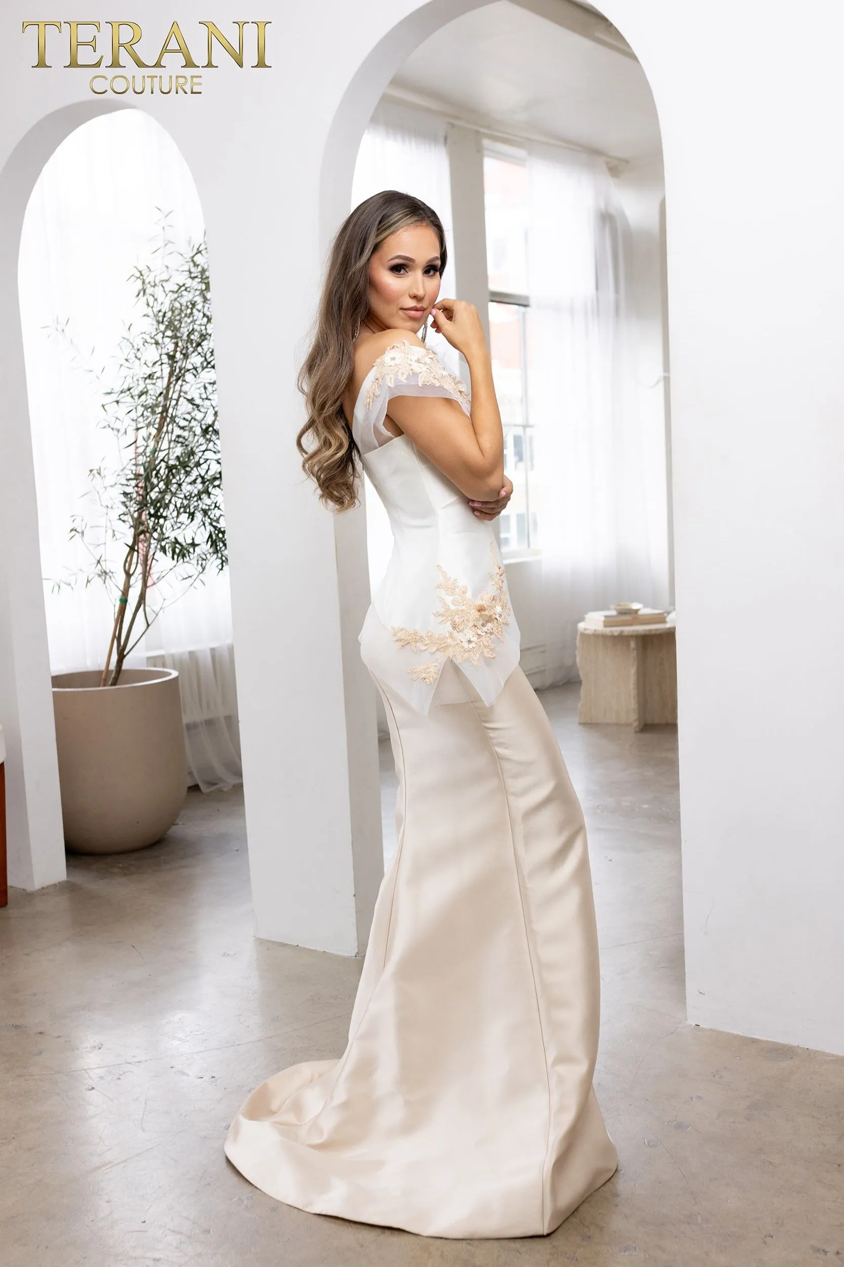 Terani Couture 241E2478